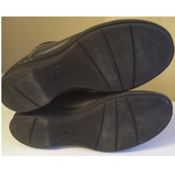 Clarks Boots Size 7 - Picture 6 of 11